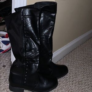 Black leather girls boots